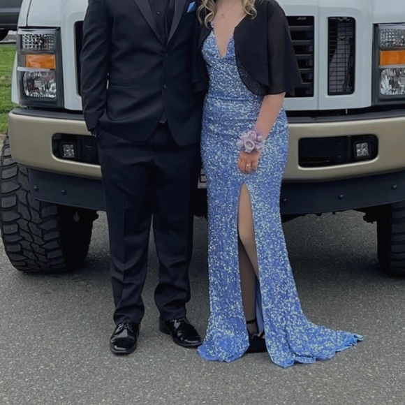 prom dress - Picture 1 of 3